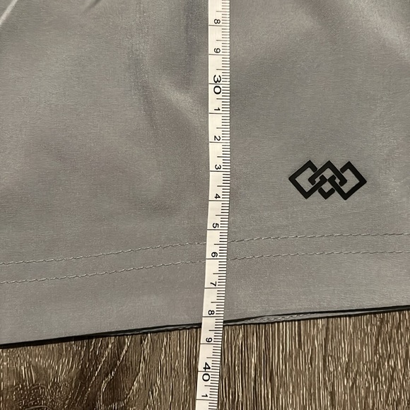 Men’s Legend Shorts - Picture 7 of 8